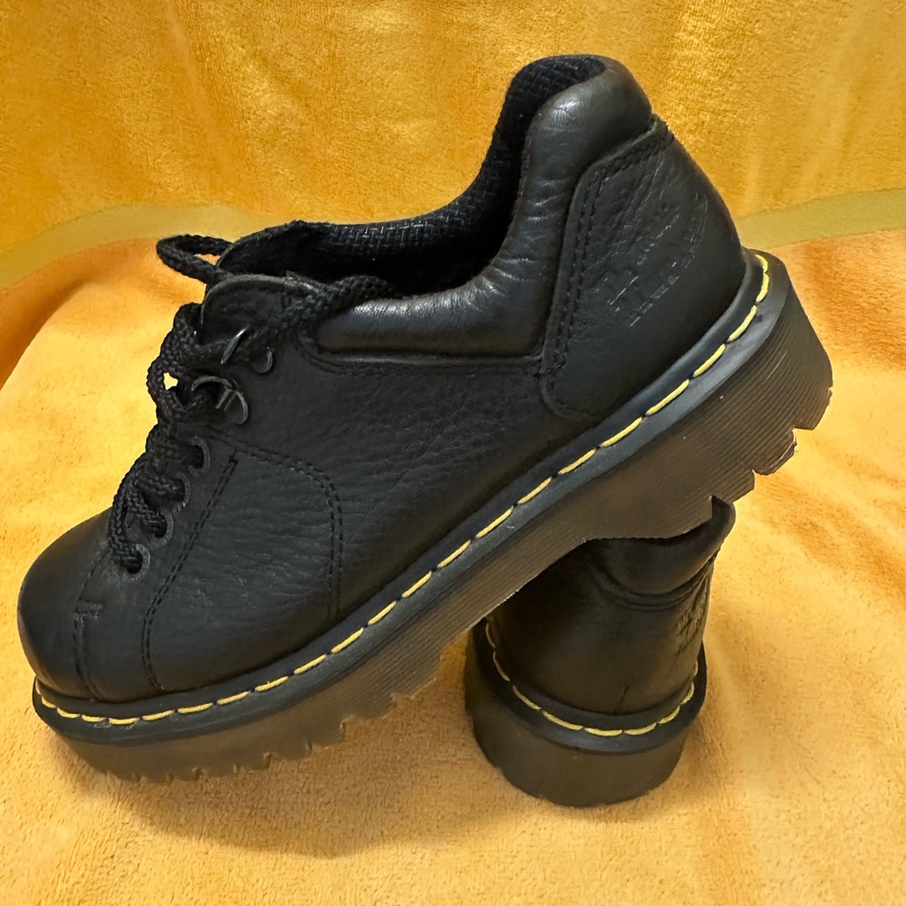 Dr. Martens Black Women’s size 8 / Men’s 7